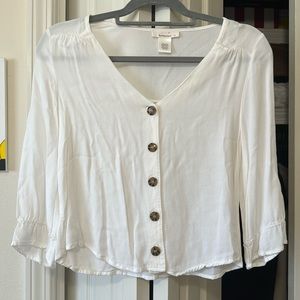 URBAN Romantics White Button Down Blouse